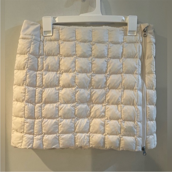 The North Face Thermoball Hybrid Mini Skirt Large - Picture 2 of 8